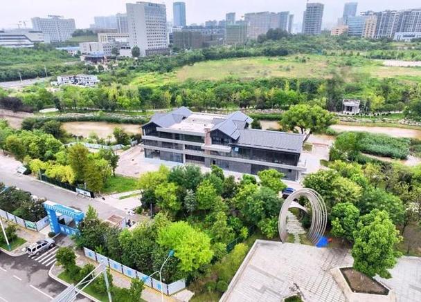 玉赤河全民健身中心:推动全民健身新篇章